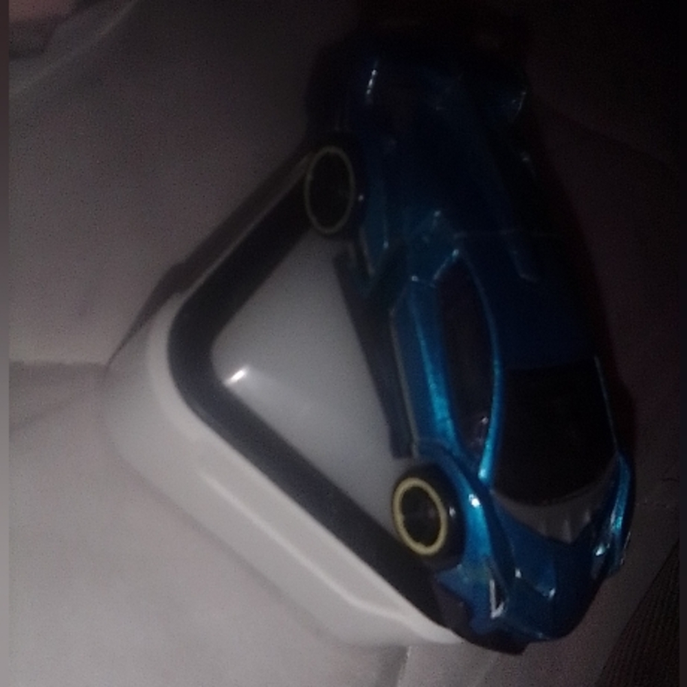 Lambo Hotwheels - Picture 3 of 11